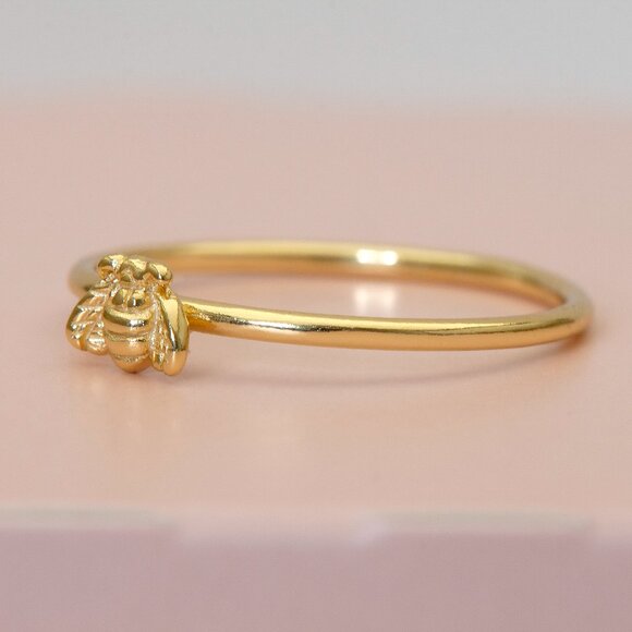 Gold Bumblebee Ring, Cute Nature Delicate Ring, Summer Stacking Ring, Size 7 - Picture 2 of 5